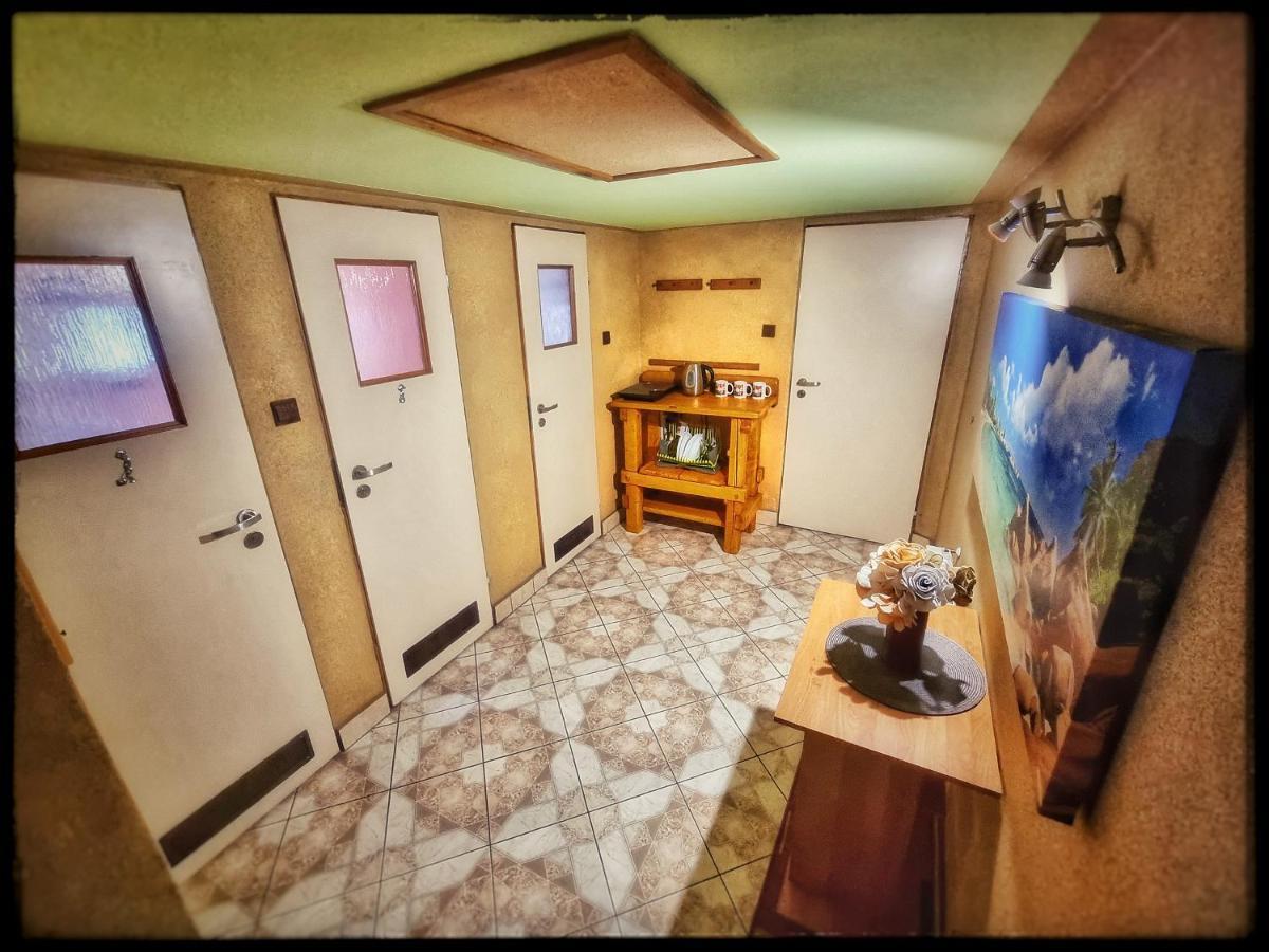 Noclegi U Marka Czernichow  Room photo